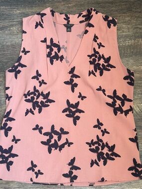 Ann Taylor Dusty Pink Sleeveless V-Neck Blouse with Butterfly Print